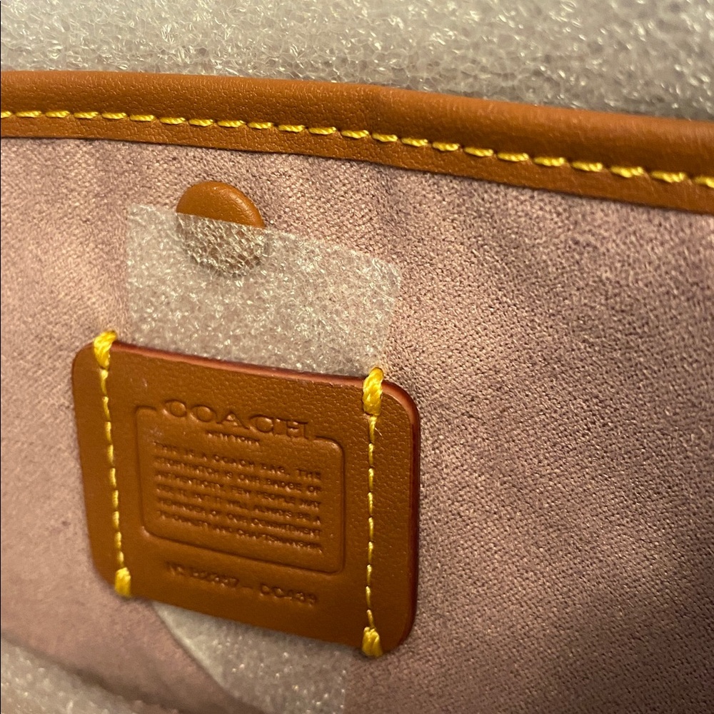 Coach Luna Bag in faded purple NWT - Picture 5 of 6